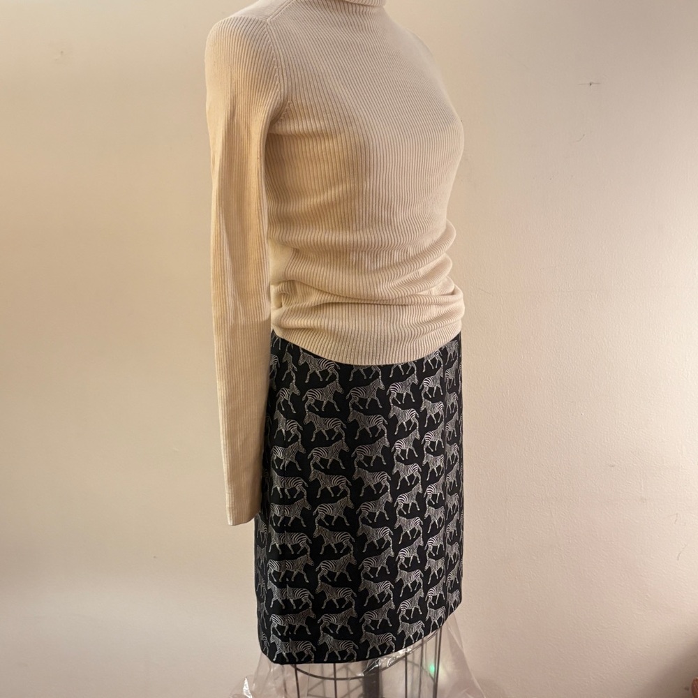 Uniqlo Merino Wool Ribbed Turtleneck Sweater 🥀 - Picture 3 of 9